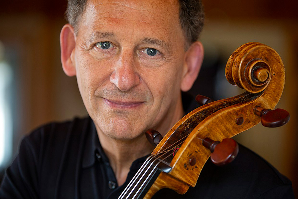 A headshot of cellist Denis Brott